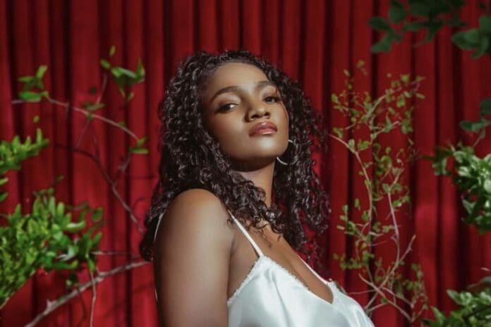 Simi-A-Star-of-Modern-Afro-Pop.jpg